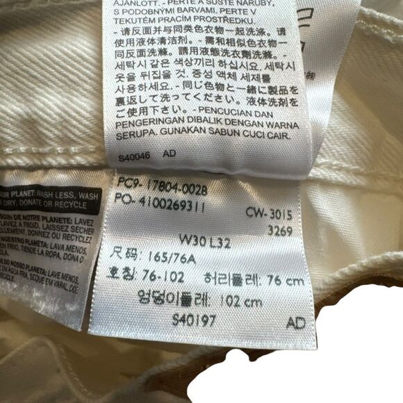 Levi’s 501 CT White Straight Leg Distressed Jeans - Picture 9 of 12